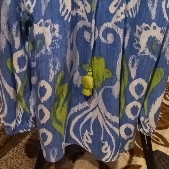 FINAL PRICE CHICO'S pea green multi-colored l/s blouse/elastic cuffs tassel tie - Picture 3 of 5